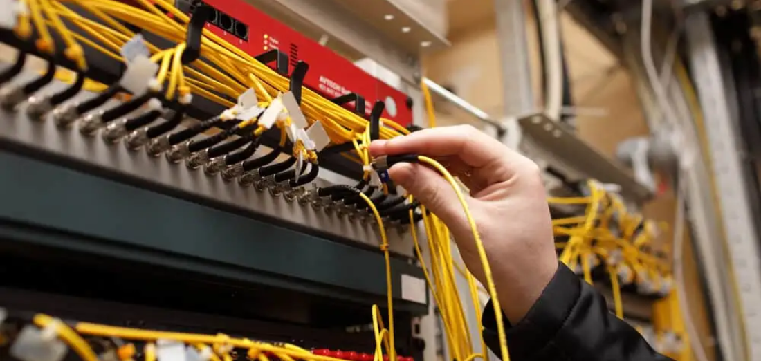 Fiber Optics General Liability Insurance vs. Professional Liability
